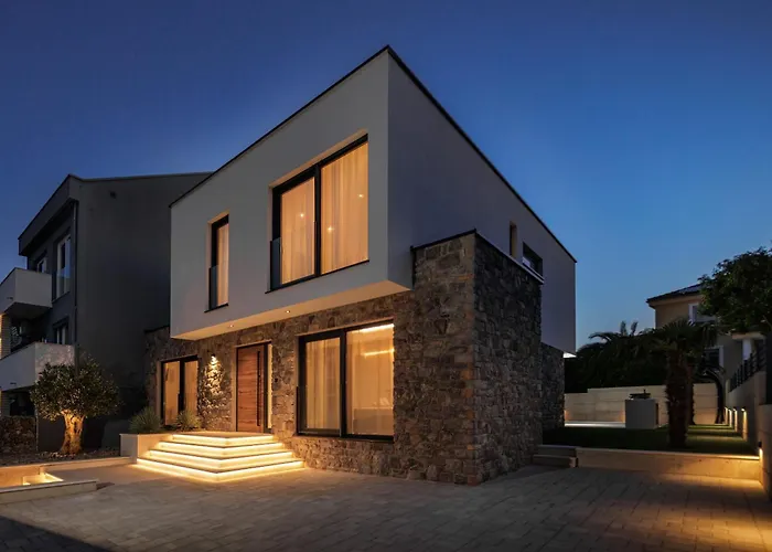 Villa Novo - S Velikim Bazenom