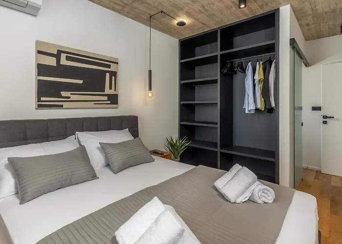 Novo - S Velikim Bazenom Villa Crikvenica