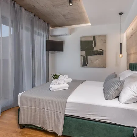 别墅 Novo - S Velikim Bazenom