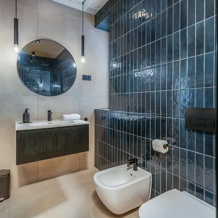 Novo - S Velikim Bazenom