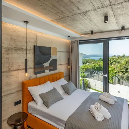 Villa Novo - S Velikim Bazenom Crikvenica